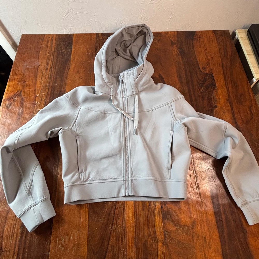 Lululemon Rogue Renegade Zip Up Hoodie Blue Grey Cropped Jacket Size 4
